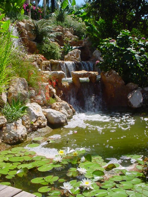 Cascade sans bassin - Jardins Aquadesign